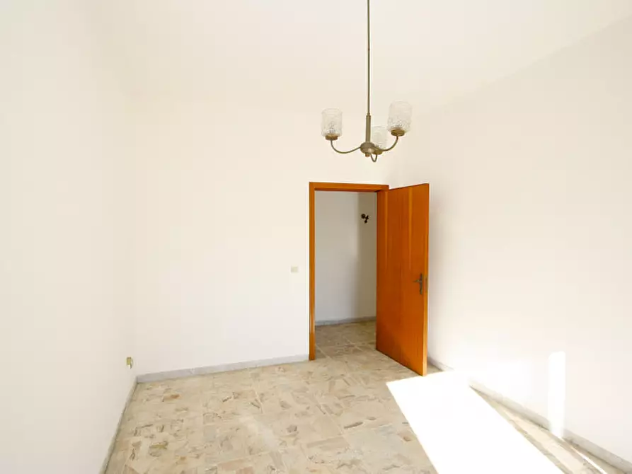 Immagine 13 di Casa indipendente in vendita  in Via Carlo De Cristoforis a Casarano