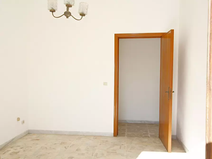 Immagine 14 di Casa indipendente in vendita  in Via Carlo De Cristoforis a Casarano