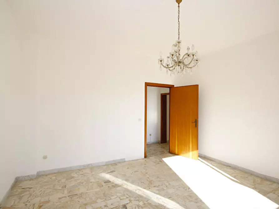 Immagine 21 di Casa indipendente in vendita  in Via Carlo De Cristoforis a Casarano