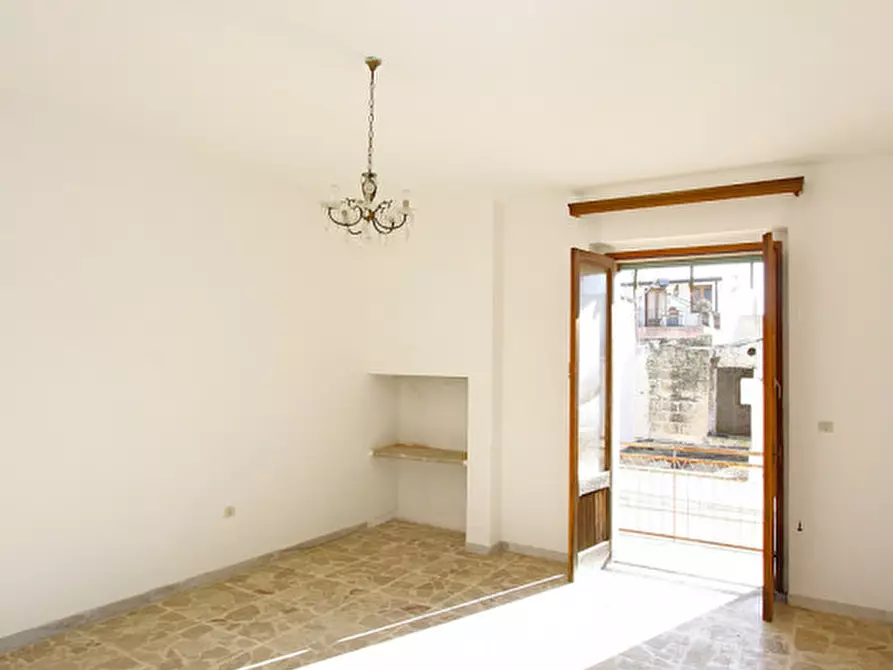 Immagine 30 di Casa indipendente in vendita  in Via Carlo De Cristoforis a Casarano