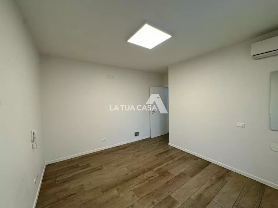 Immagine 12 di Appartamento in vendita  a Verona