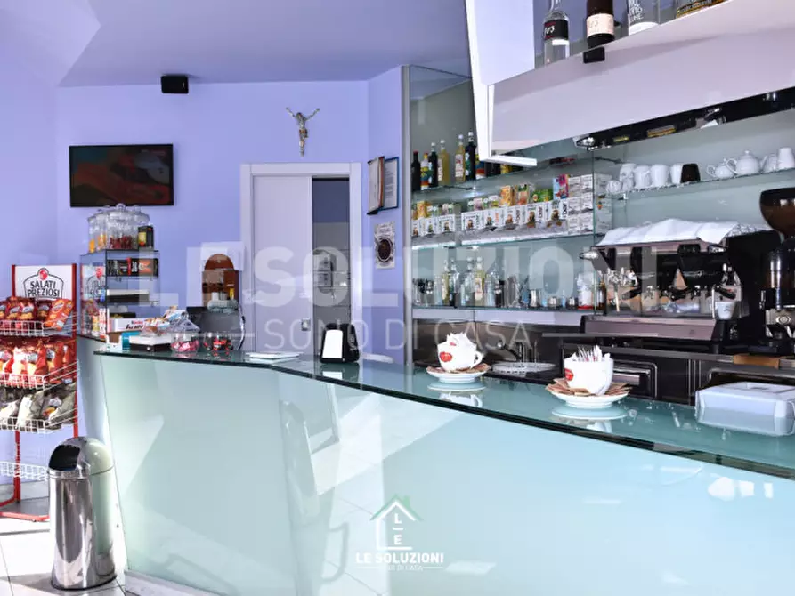 Immagine 2 di Attività commerciale in vendita  in Via tenente sbiroli 22 a Putignano