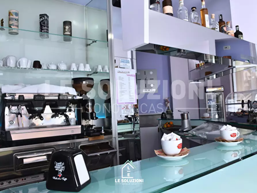 Immagine 5 di Attività commerciale in vendita  in Via tenente sbiroli 22 a Putignano