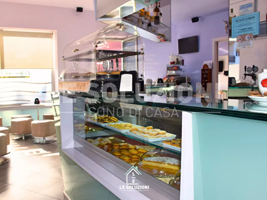 Immagine 7 di Attività commerciale in vendita  in Via tenente sbiroli 22 a Putignano