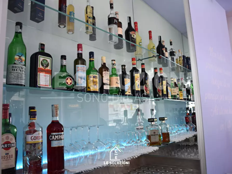 Immagine 9 di Attività commerciale in vendita  in Via tenente sbiroli 22 a Putignano