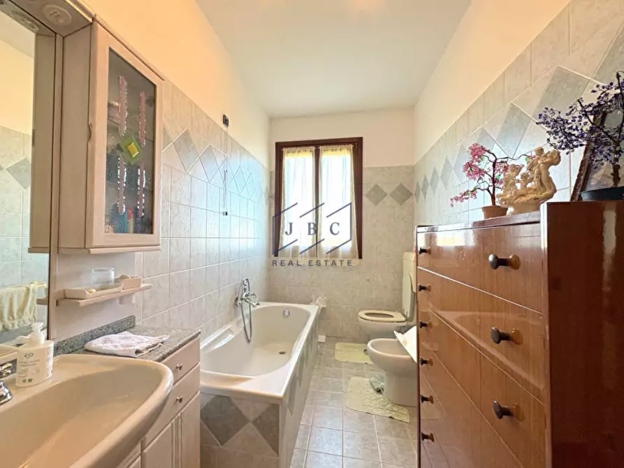 Immagine 7 di Casa bifamiliare in vendita  in Via Soldati a Salgareda