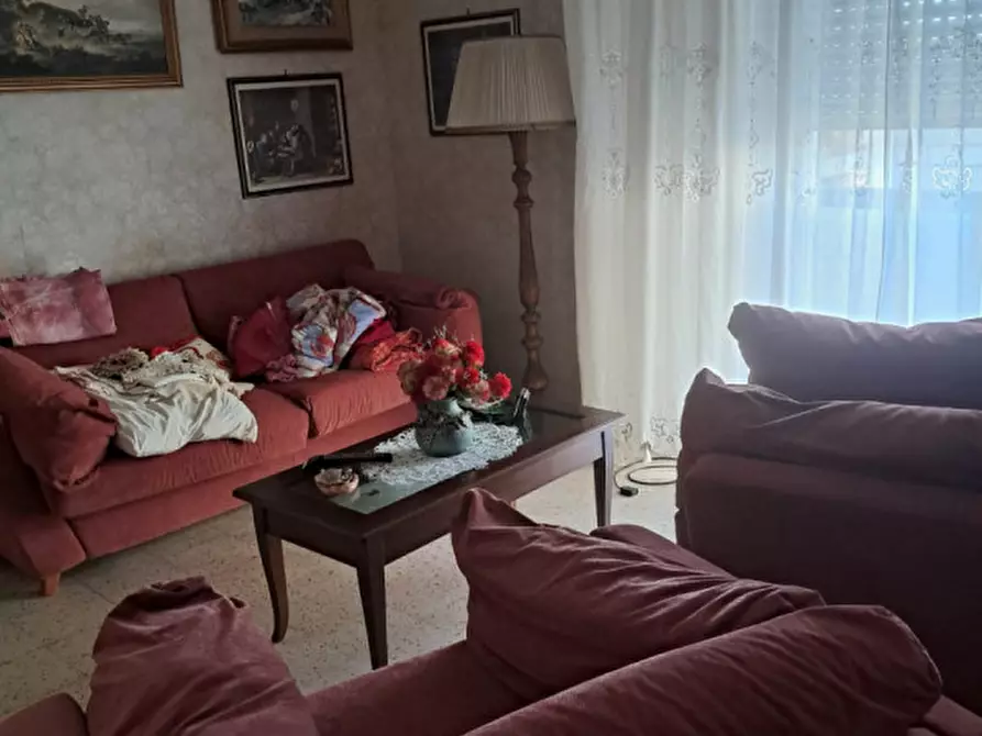 Immagine 1 di Appartamento in affitto  in Via Giuseppe de Robertis a Roma