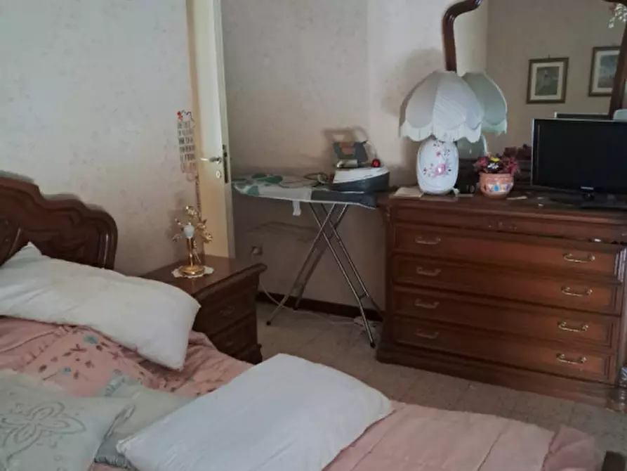 Immagine 6 di Appartamento in affitto  in Via Giuseppe de Robertis a Roma