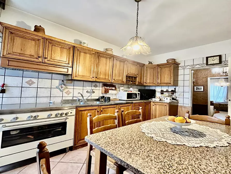 Immagine 17 di Appartamento in affitto  in Via Giuseppe de Robertis, 20 a Roma