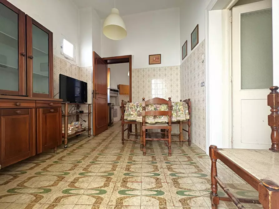 Immagine 8 di Appartamento in vendita  in via Roma 43 a Arnesano