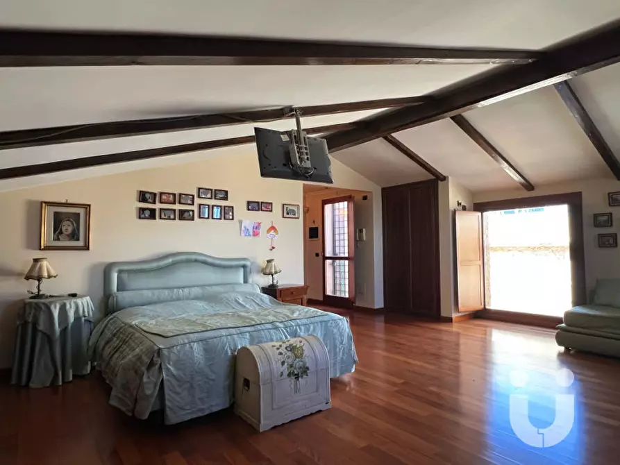 Immagine 18 di Villa in vendita  in Via Odone Belluzzi a Roma