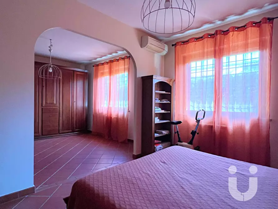 Immagine 27 di Villa in vendita  in Via Odone Belluzzi a Roma