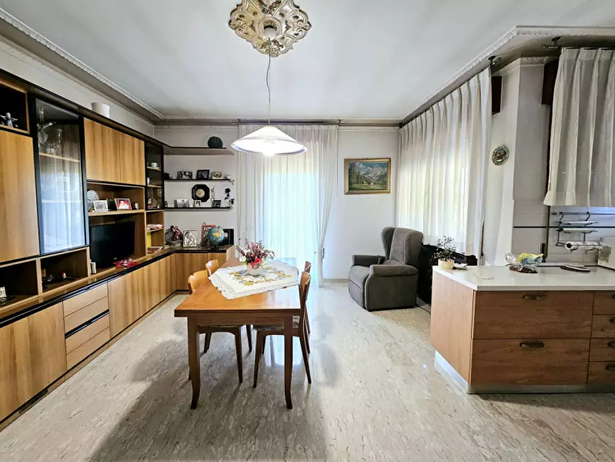 Immagine 7 di Casa bifamiliare in vendita  in VIA CASETTE a Baone