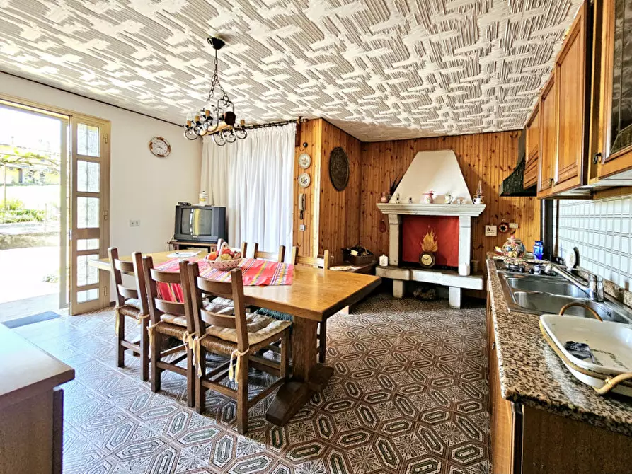 Immagine 11 di Casa bifamiliare in vendita  in VIA CASETTE a Baone