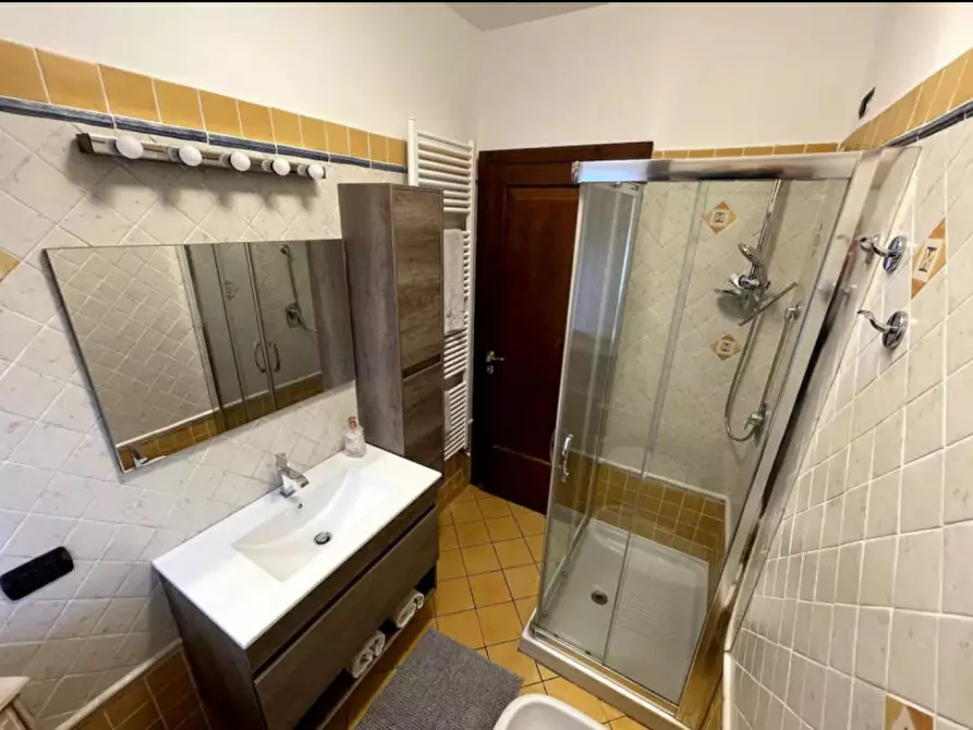 Immagine 7 di Appartamento in vendita  in via Fiorenzuola a Cesena