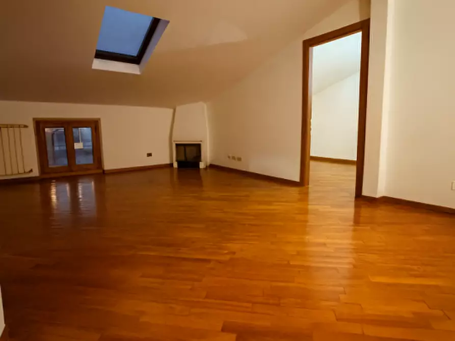 Immagine 2 di Appartamento in vendita  in Via del Campaccio a Prato