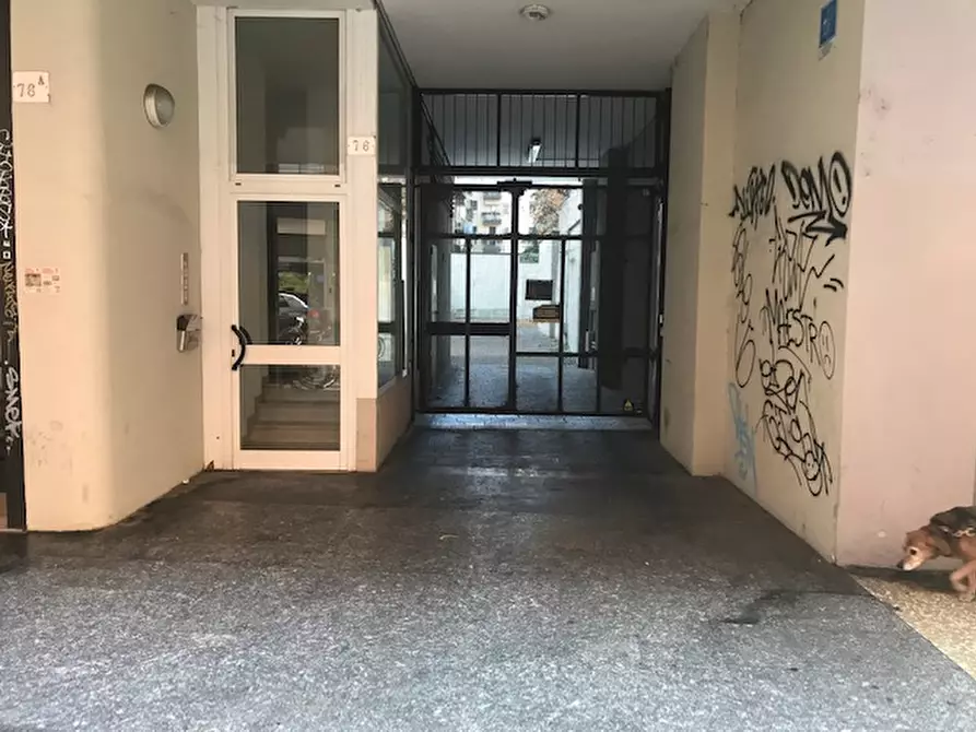 Immagine 10 di Garage in vendita  in Via Mascarella 76 a Bologna