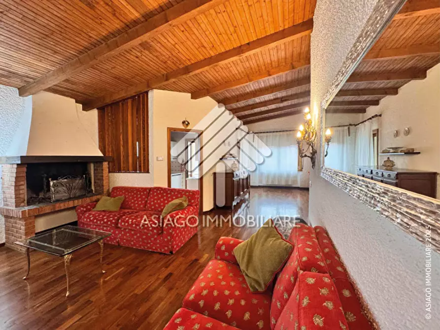 Immagine 4 di Appartamento in affitto  in Via Giovanni Bertacchi a Asiago