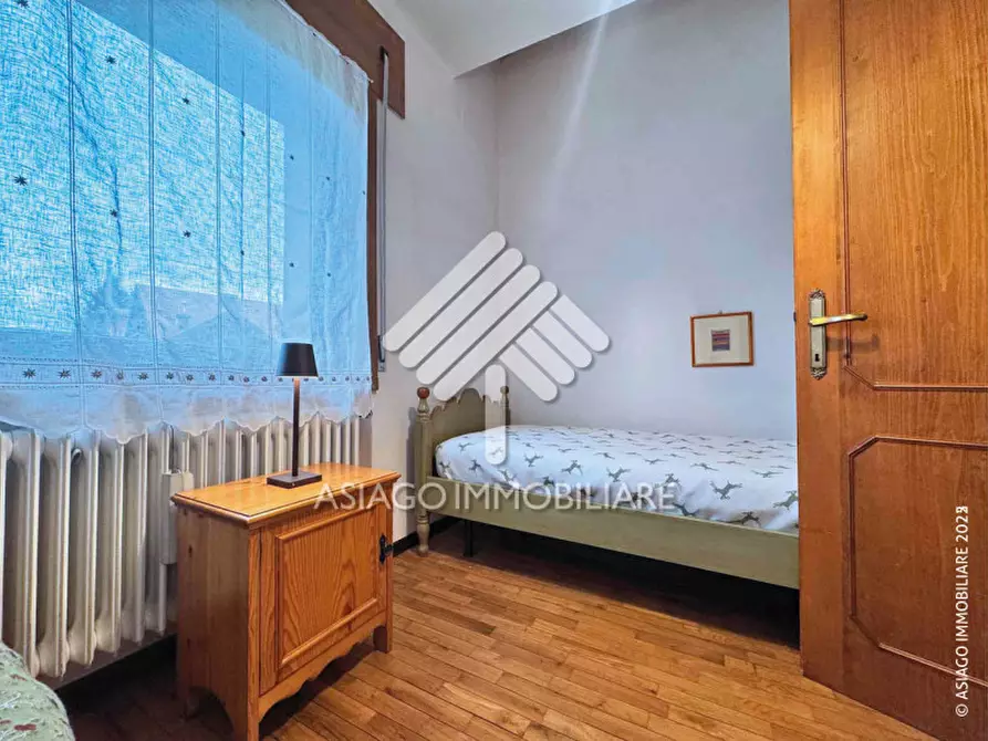Immagine 19 di Appartamento in affitto  in Via Giovanni Bertacchi a Asiago