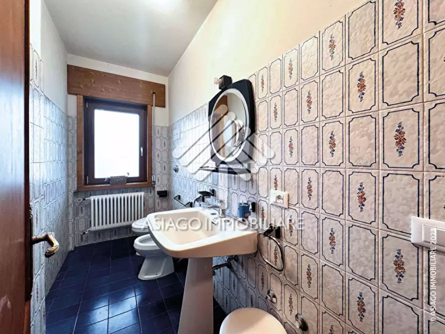Immagine 21 di Appartamento in affitto  in Via Giovanni Bertacchi a Asiago