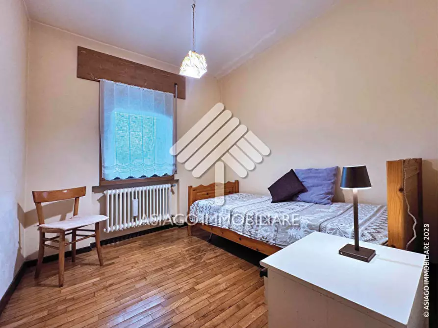 Immagine 22 di Appartamento in affitto  in Via Giovanni Bertacchi a Asiago