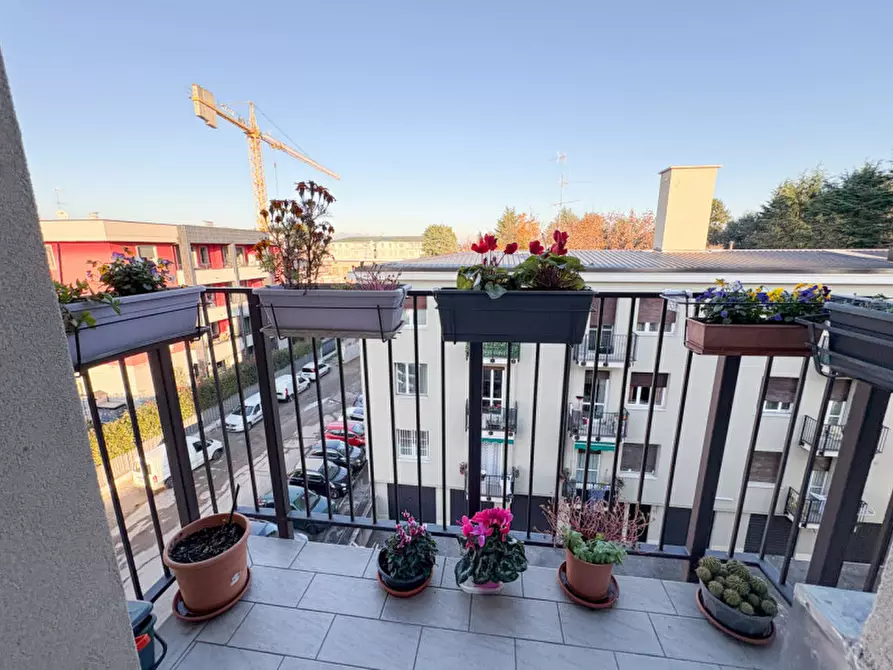 Immagine 11 di Appartamento in vendita  in Via Europa 92 a Vedano Al Lambro