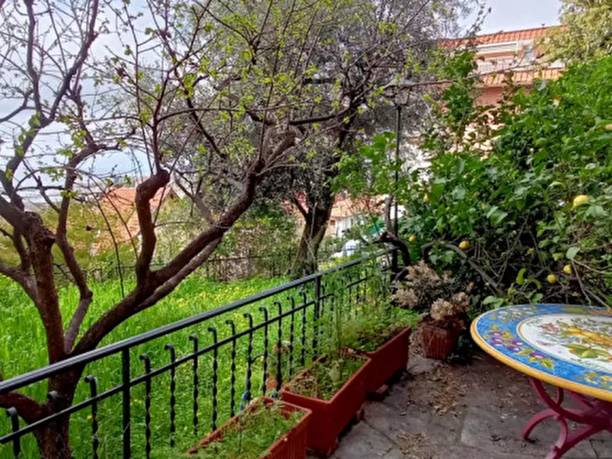 Immagine 4 di Villa in vendita  in Via Asplanato Siccardi a San Remo