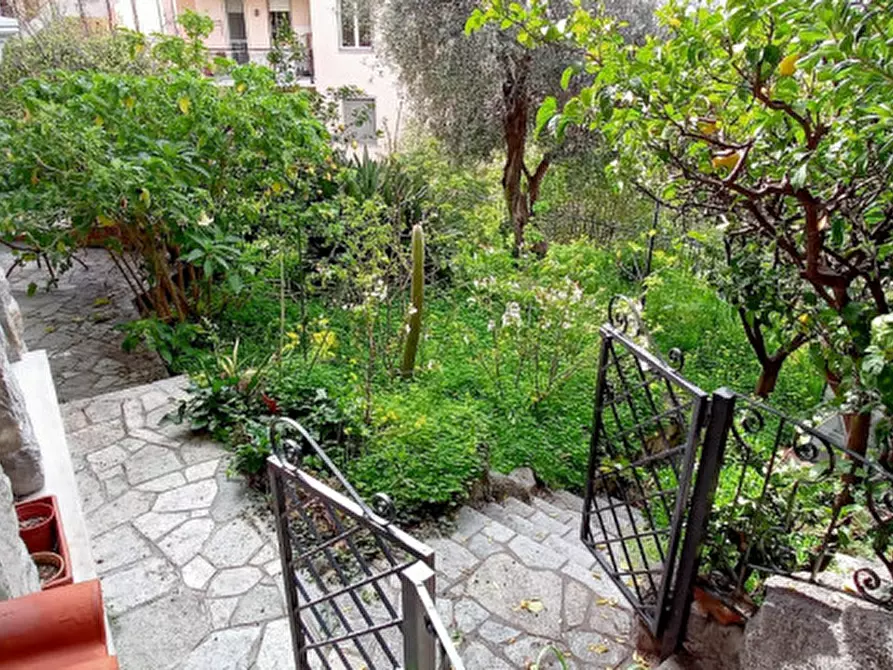 Immagine 16 di Villa in vendita  in Via Asplanato Siccardi a San Remo