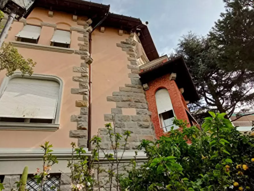 Immagine 17 di Villa in vendita  in Via Asplanato Siccardi a San Remo