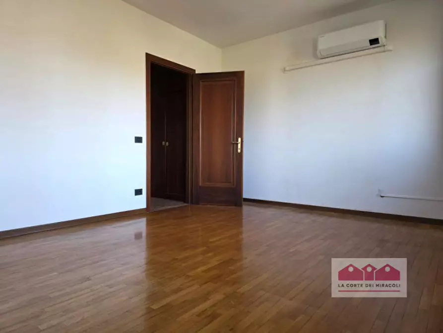 Immagine 9 di Casa indipendente in vendita  in Strada di Longara a Vicenza