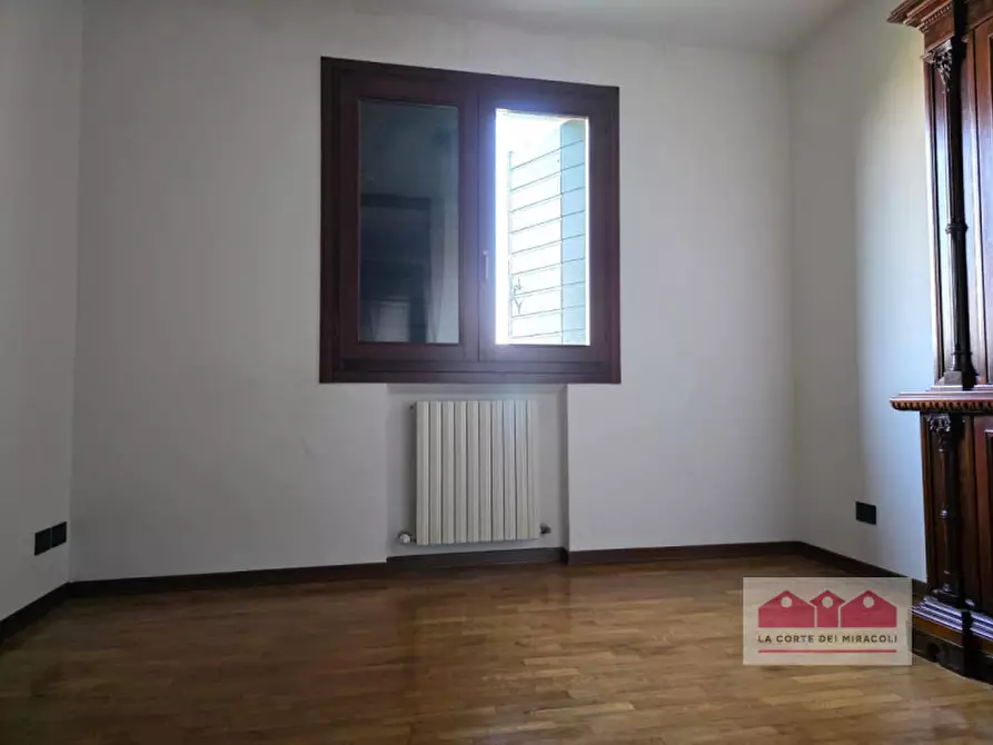 Immagine 10 di Casa indipendente in vendita  in Strada di Longara a Vicenza