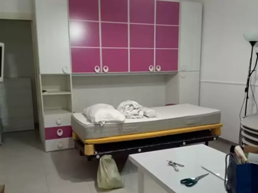 Immagine 2 di Appartamento in affitto  in corso Meridionale 53 a Napoli