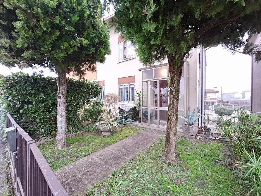 Immagine 3 di Appartamento in vendita  in Via Liona a Villadose