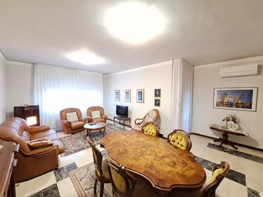 Immagine 14 di Appartamento in vendita  in Via Liona a Villadose