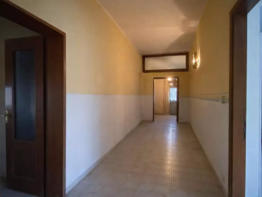 Immagine 31 di Casa indipendente in vendita  in Via Francesco Crispi, 63 a Costabissara