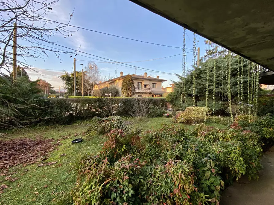 Immagine 35 di Casa indipendente in vendita  in Via Francesco Crispi, 63 a Costabissara