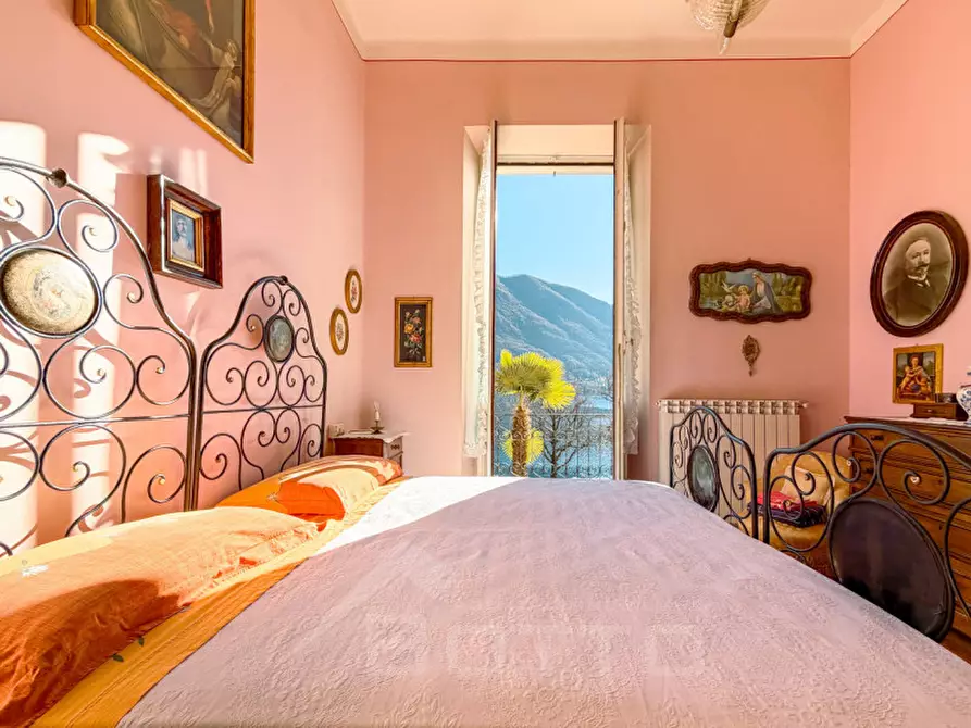 Immagine 31 di Villa in vendita  in Via Lungo Lago Gramsci, 30 a Omegna