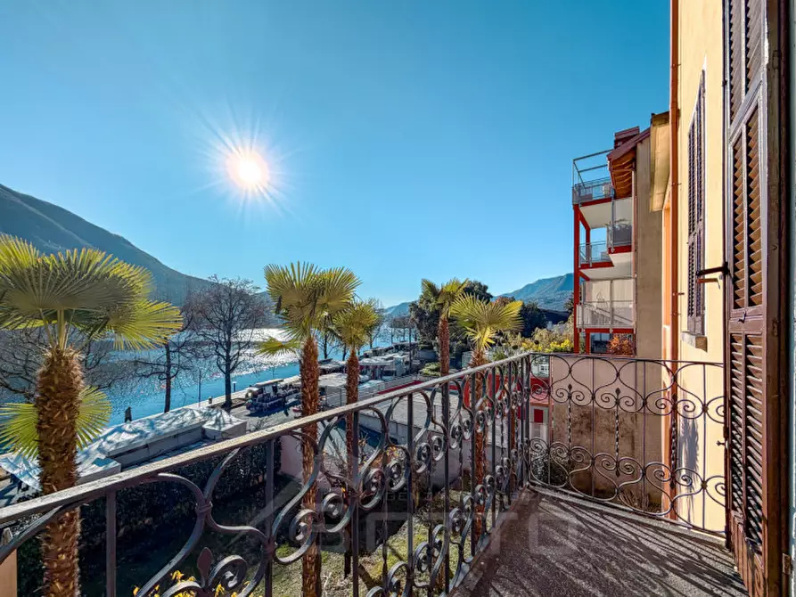 Immagine 33 di Villa in vendita  in Via Lungo Lago Gramsci, 30 a Omegna