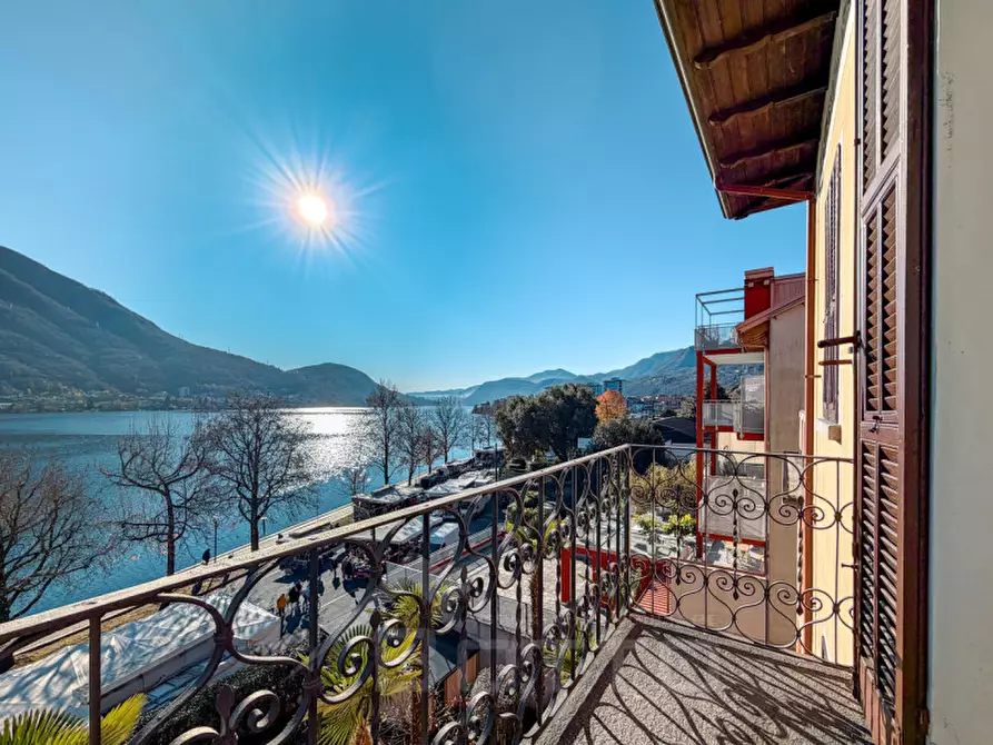 Immagine 49 di Villa in vendita  in Via Lungo Lago Gramsci, 30 a Omegna