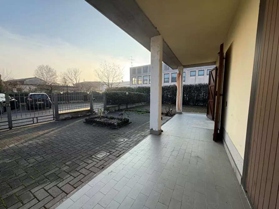 Immagine 20 di Villetta a schiera in vendita  in Via Romana a Poviglio