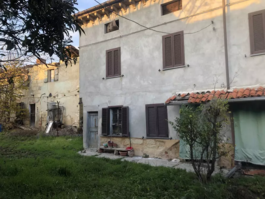 Immagine 1 di Casa indipendente in vendita  in Frazione Garriano 18 a Rosignano Monferrato