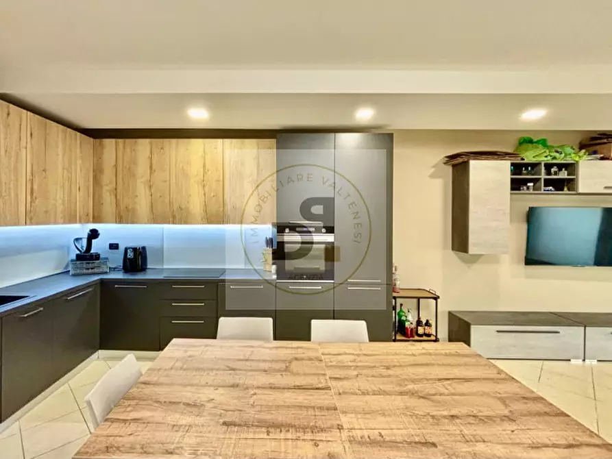 Immagine 5 di Appartamento in vendita  in Via Pozza a Lonato del Garda