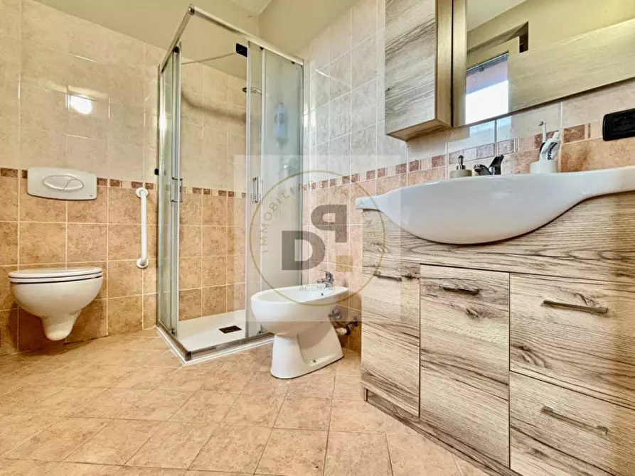 Immagine 13 di Appartamento in vendita  in Via Pozza a Lonato del Garda