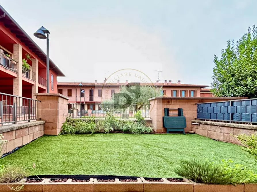 Immagine 20 di Appartamento in vendita  in Via Pozza a Lonato del Garda