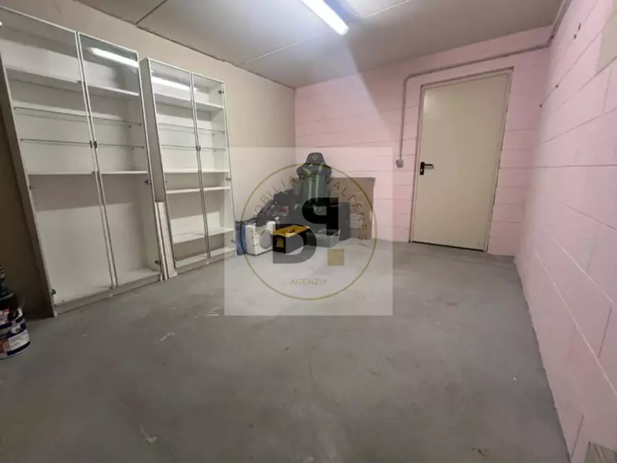 Immagine 21 di Appartamento in vendita  in Via Pozza a Lonato del Garda