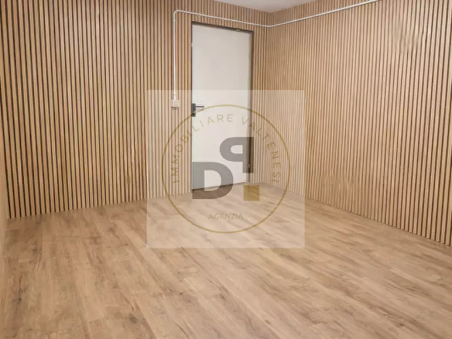 Immagine 22 di Appartamento in vendita  in Via Pozza a Lonato del Garda