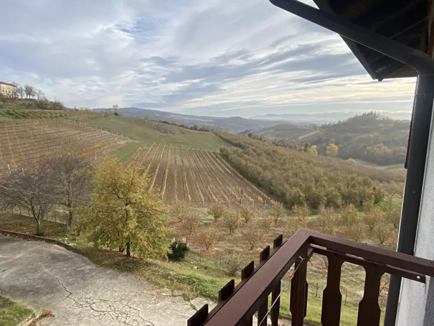 Immagine 1 di Appartamento in vendita  in Via Monforte a Roddino