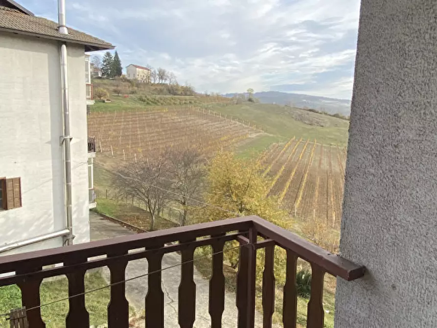 Immagine 16 di Appartamento in vendita  in Via Monforte a Roddino