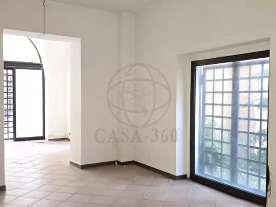 Immagine 5 di Negozio in vendita  in Via Cavour a Terni