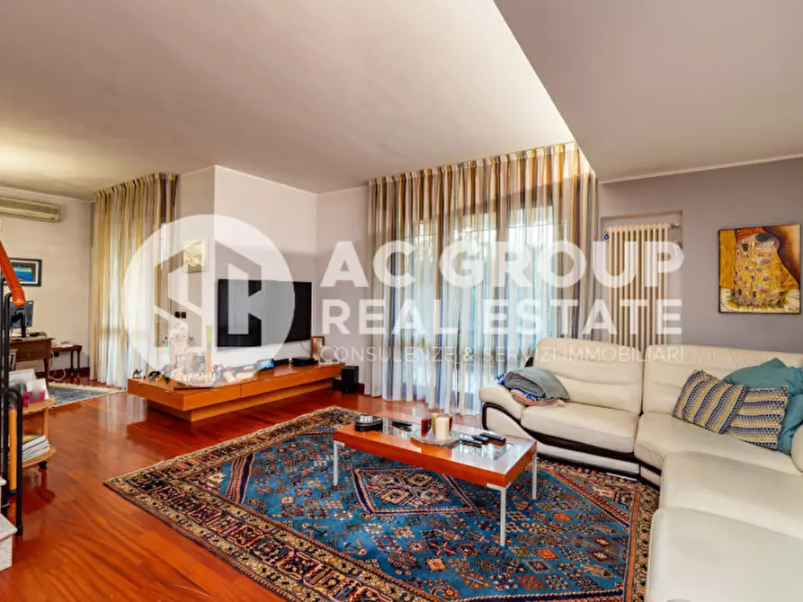 Immagine 8 di Casa bifamiliare in vendita  in Via Cesare Miola a Saronno